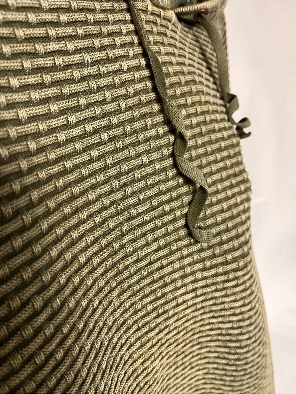 Men’s Hooded Textured Olive Sweatshirt - Picture 4 of 4